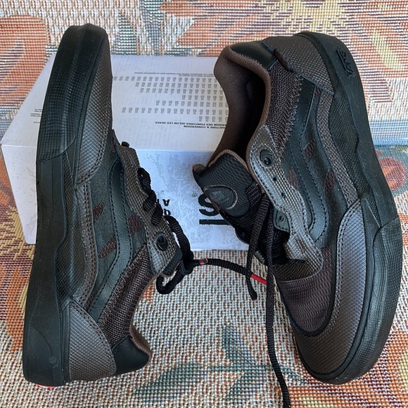 Vans WMNS Wayvee
(Justin Henry) Coffebean
VN0A5JIA8AC
Sneakers G - Picture 12 of 16